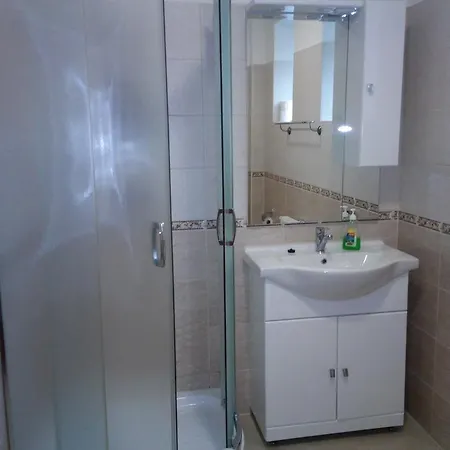 Guest house Tip-top Lak Vendeghaz *
